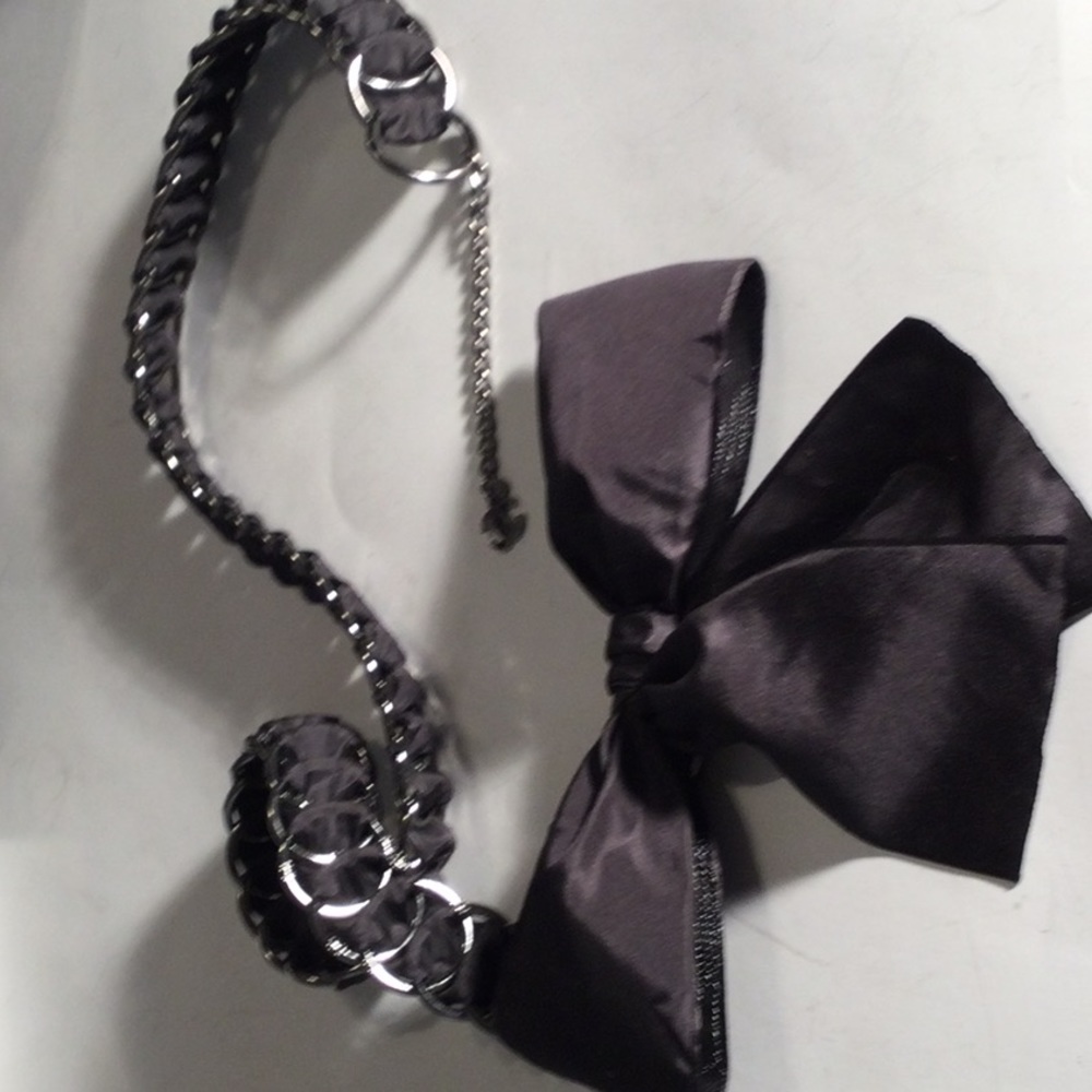 I bought this belt in Atlanta to wear to a party. It has been worn once.